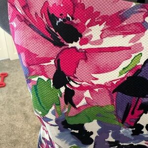 Great spring dress! Beautiful floral  mixture of pinks and purples